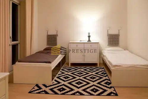 Warszawa ,  Rakowiecka   6