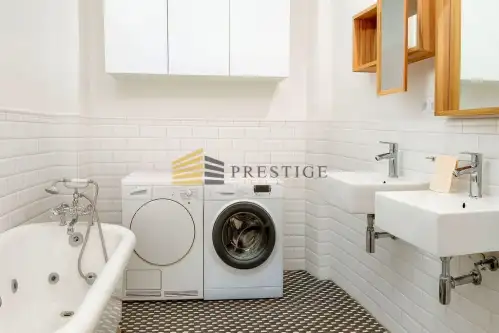 Warszawa ,  Rakowiecka   7