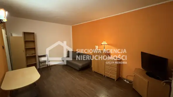 Gdynia ,  Chylońska   3