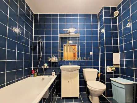 Gdynia ,  Perłowa   4