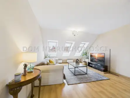 Olsztyn ,  Złota   4