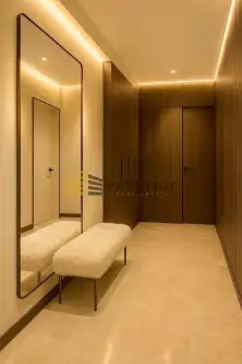 Warszawa ,  Niecała   8