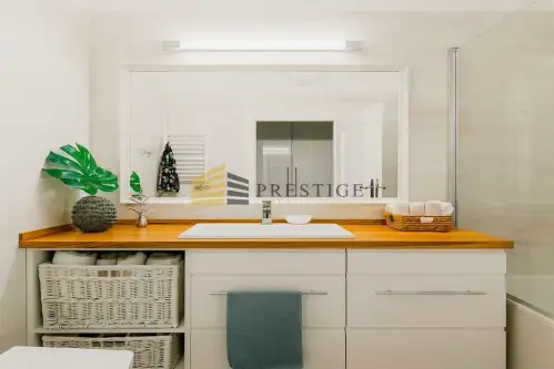 Warszawa ,  Flory   9