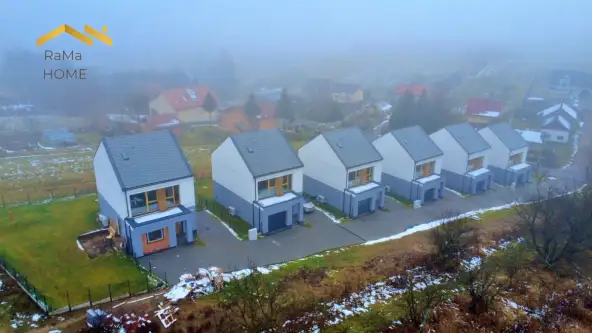 Narama ,  Spacerowa   20