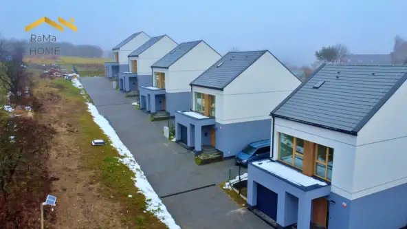 Narama ,  Spacerowa   2