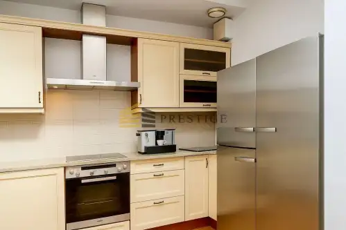 Warszawa ,  Wiktorska   5